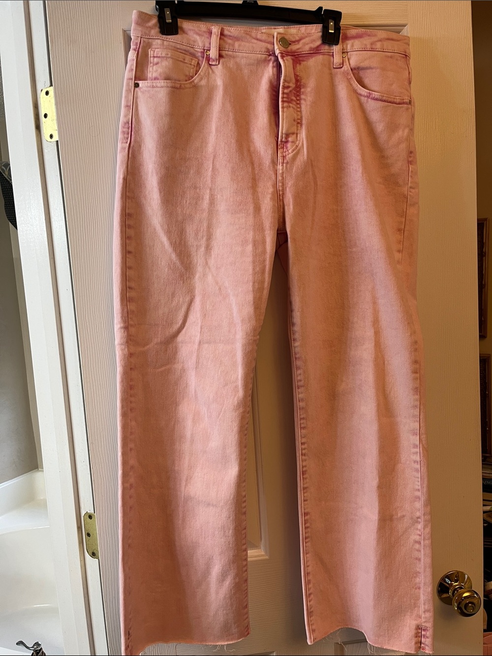 RISEN NWT Pink Acid Wash Jeans with Tummy Control. Size 15/32.